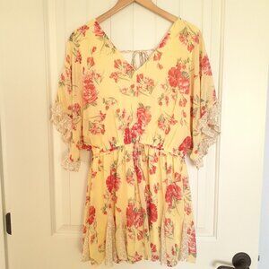 NEW Umgee Women's Floral V-Neck Romper with Low Back Yellow Size M